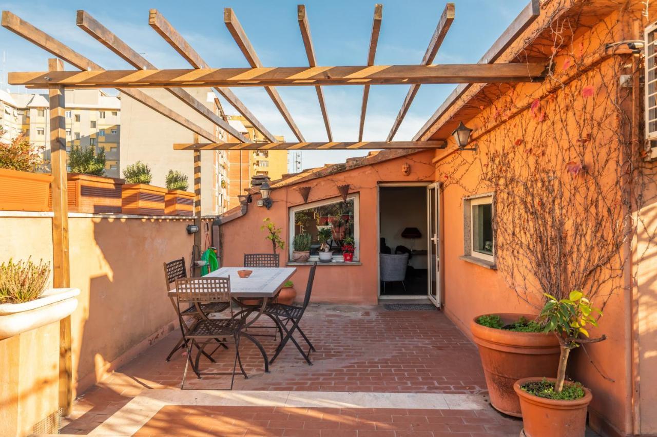 Bright And Comfy Terraced Apartment In Trastevere Rom Exterior foto